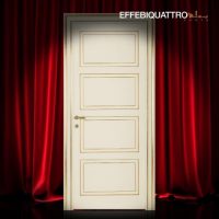 אחת הדלתות שלנו